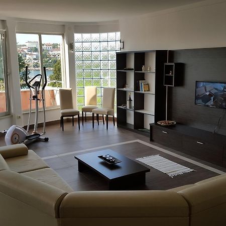 Apartments Seafront Villa بولا المظهر الخارجي الصورة